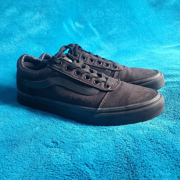 Women's Black Vans Sneakers Size 8.5 - Picture 1 of 5